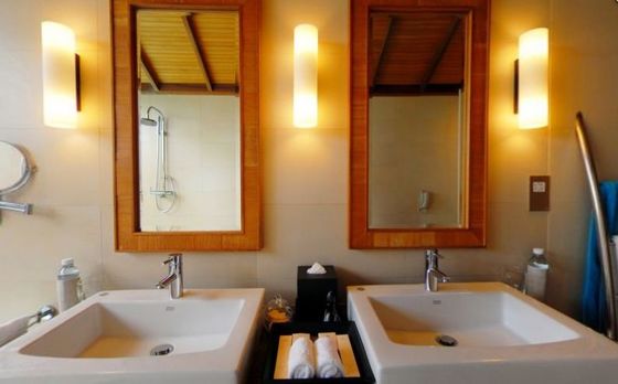 Prefab Homes In Maldives Light Gauge Steel Framing System With Fiber Cement Board Cladding Overwater Bungalow