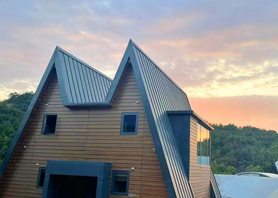 Cabinas prefabricadas Lodges con bañeras de hidromasaje Acero ligero Enmarcado hermosa Casa de madera Resort Bunglalow